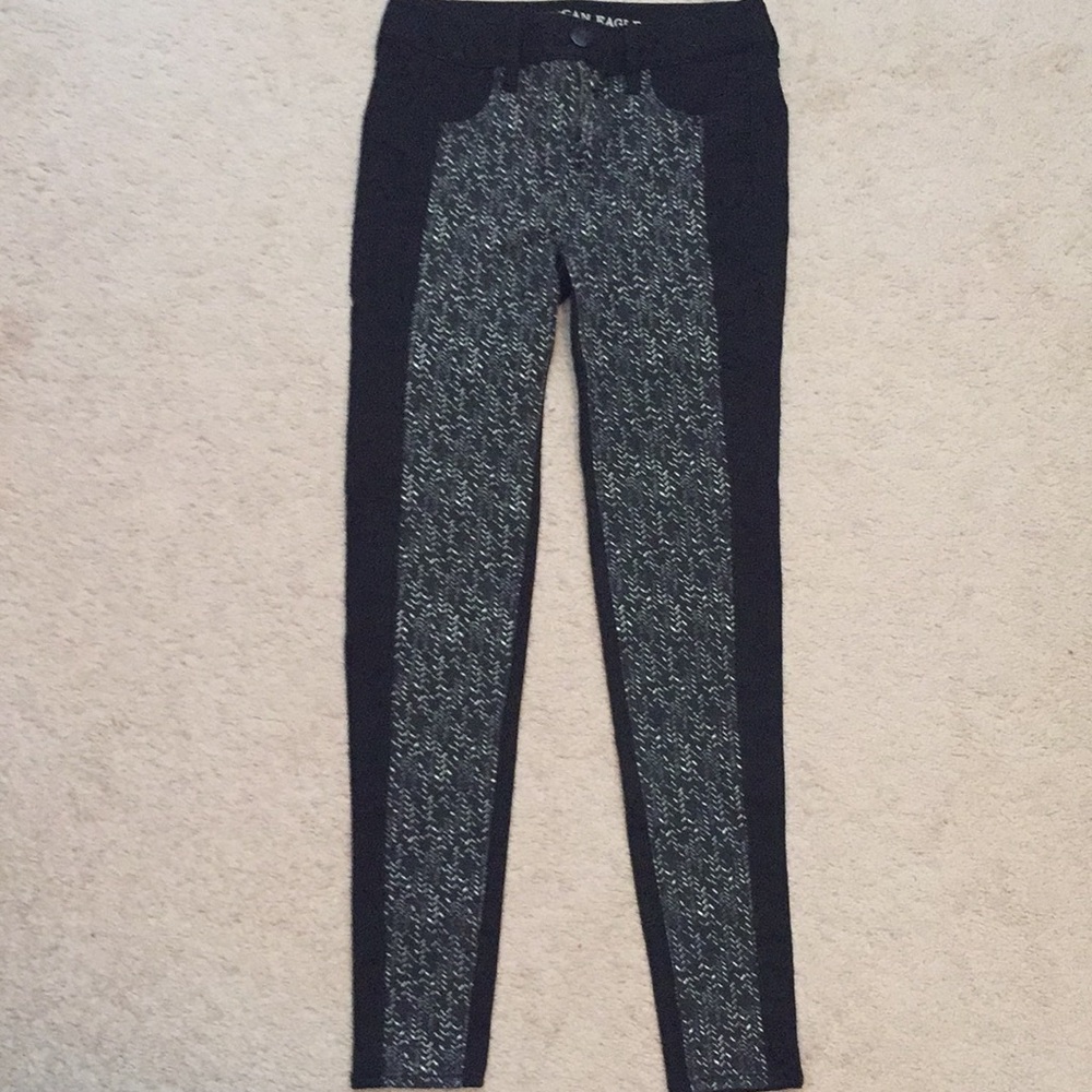 Black Hi-Rise Jegging